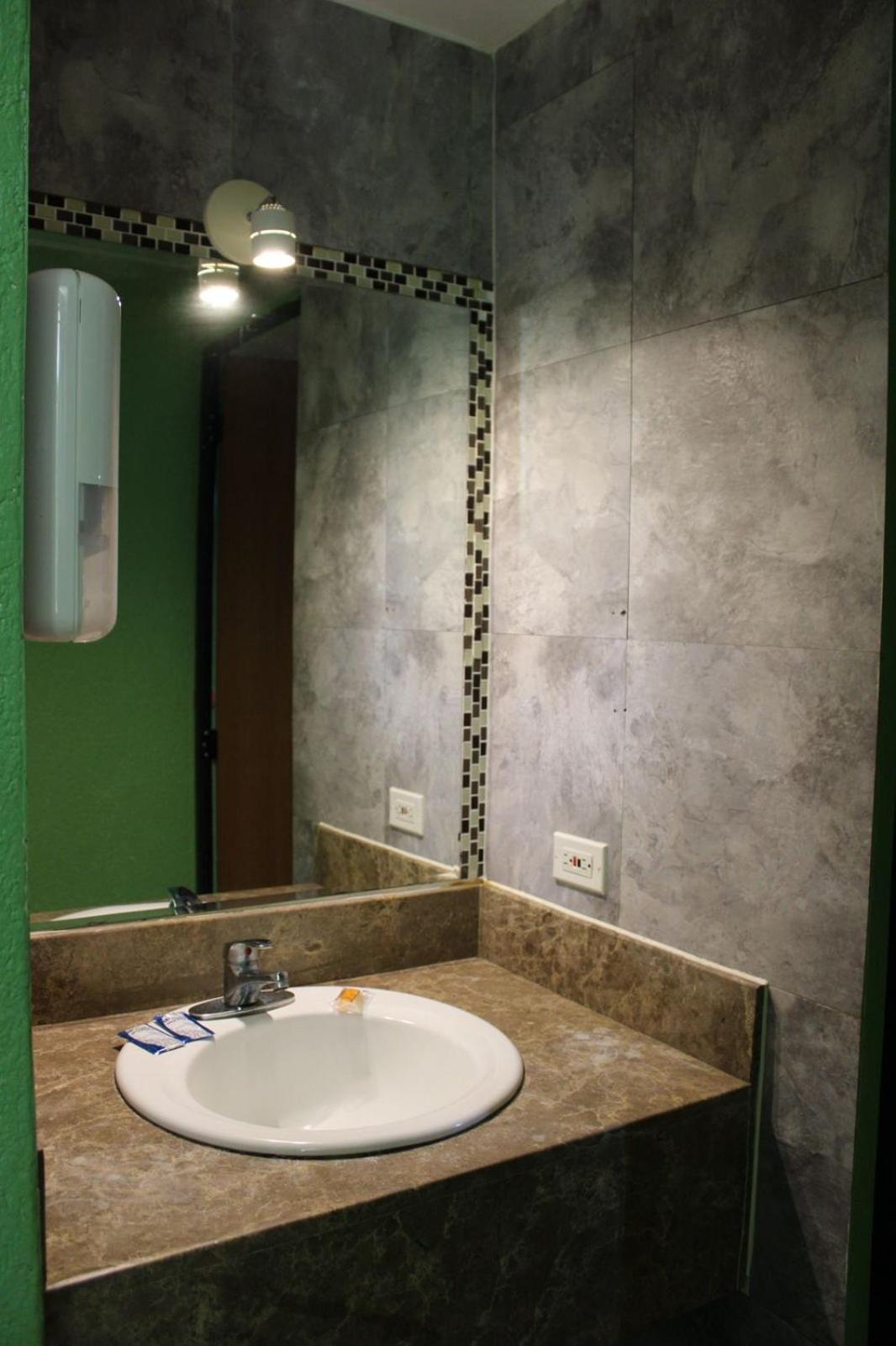 פלנקה Hotel Canada Internacional מראה חיצוני תמונה